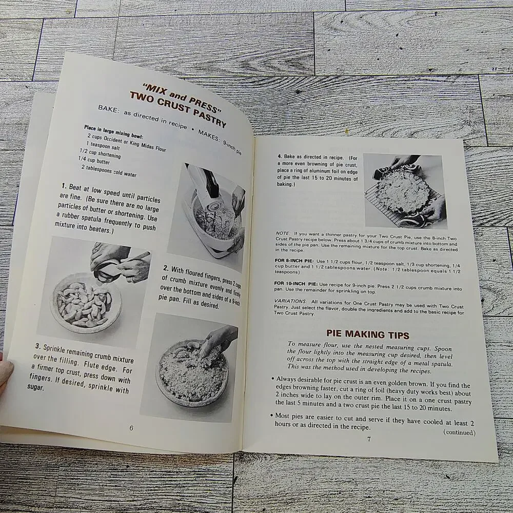 Mix and Press Pastry Occident King Midas Vintage Cookbook Booklet VERY‎ GOOD
